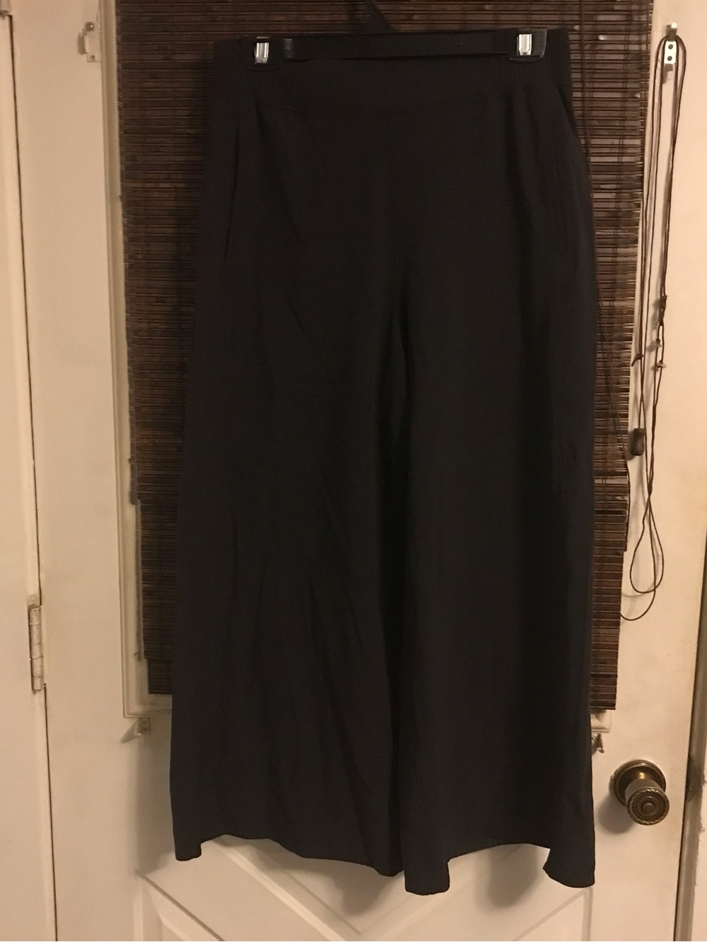 Lululemon Stretch Woven Wide-Leg High-Rise Pant
Black
